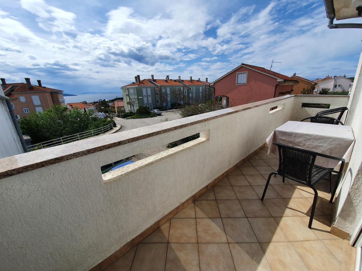 Apartmani Bozic-Tokic Krk Town Exterior photo